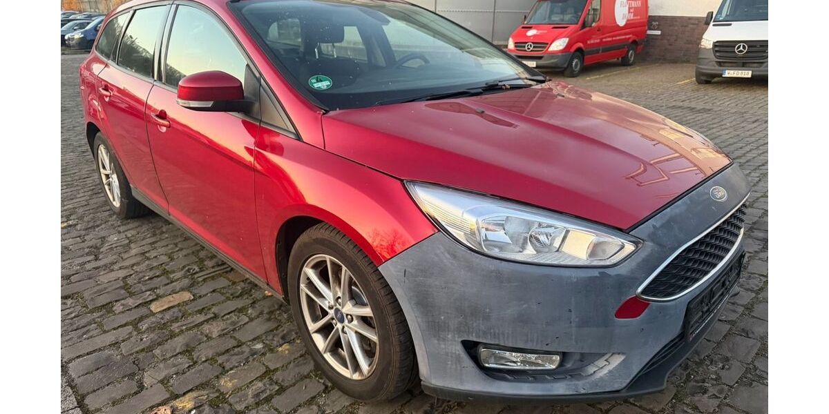 Ford Focus 195.000 km 2.750 &euro; wuppertal 42285
