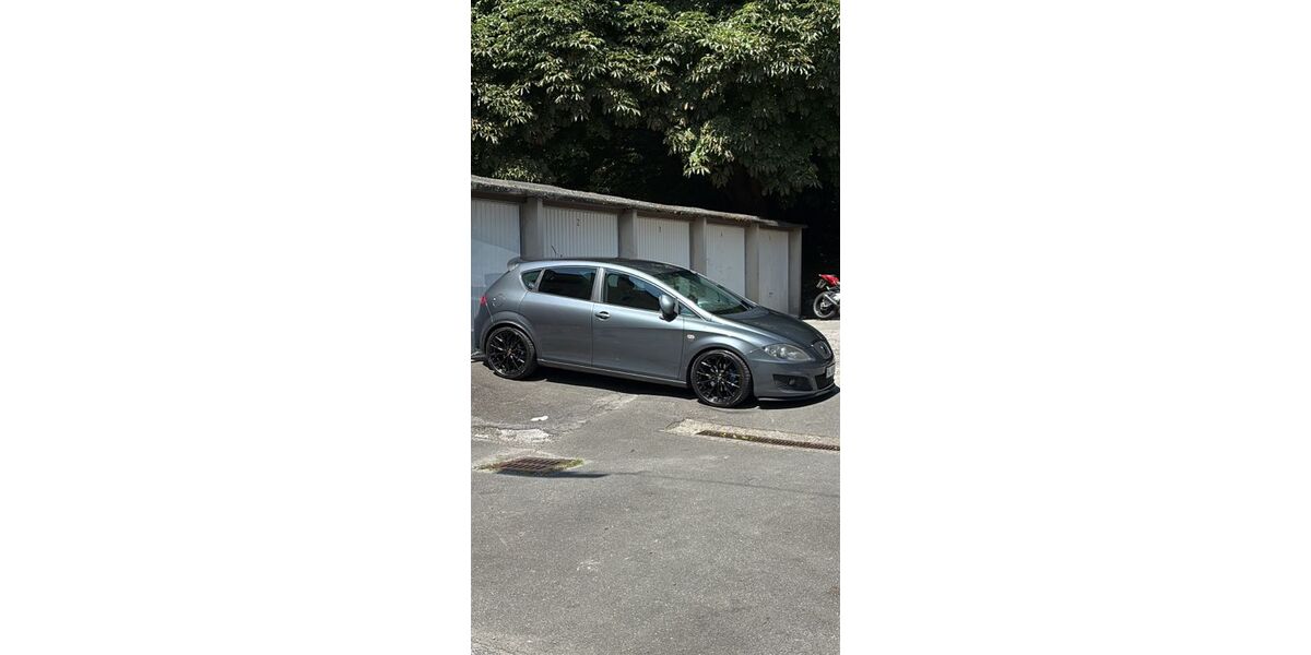 Seat Leon 227.000 km 5.000 &euro; WUPPERTAL 42115