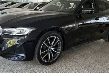 BMW 318 18.609 km 34.985 &euro; Wuppertal 42329