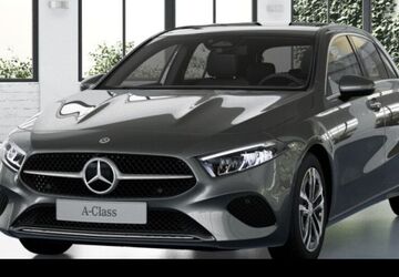 Mercedes-Benz A 180 9.900 km 35.890 &euro; Düsseldorf 40470
