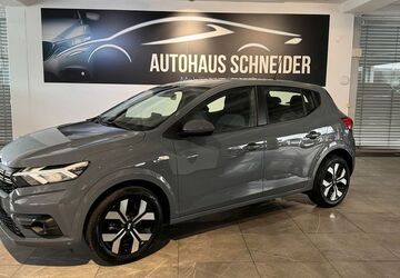 Dacia Sandero 9.235 km 16.800 &euro; Ratingen 40880