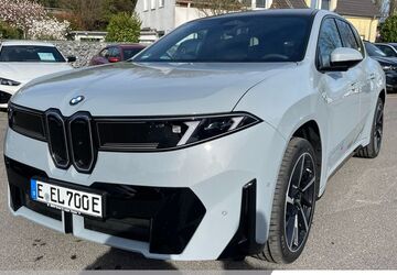 BMW iX3 4.900 km 84.880 &euro; Essen 45134