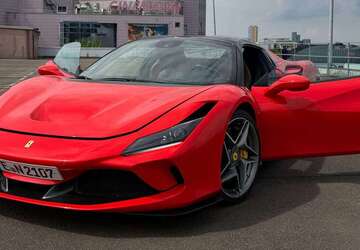 Ferrari F8 Spider 20.652 km 340.000 &euro; Essen, Stadt 45127