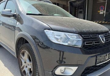 Dacia Sandero 74.000 km 5.500 &euro; Wuppertal 42389