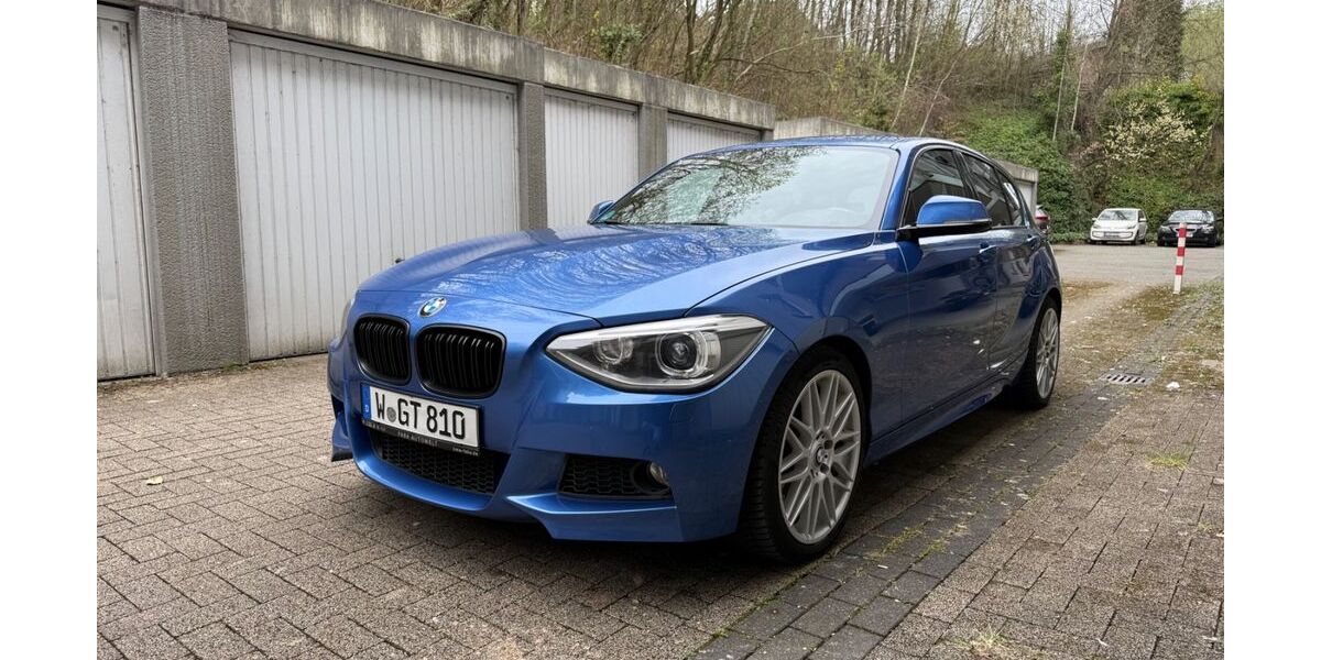BMW 118 153.000 km 9.700 &euro; Wuppertal 42277