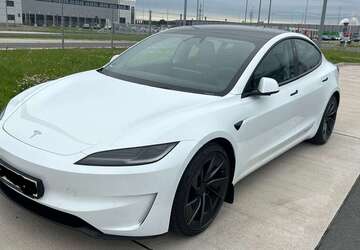 Tesla Model 3 37.000 km 47.500 &euro; Wuppertal 42109