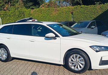 Skoda Superb 13.800 km 33.480 &euro; Essen 45307