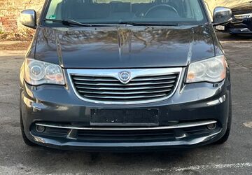 Lancia Voyager 278.000 km 4.900 &euro; Essen 45327