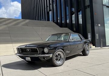 Ford Mustang 98.000 km 30.900 &euro; Düsseldorf 40221