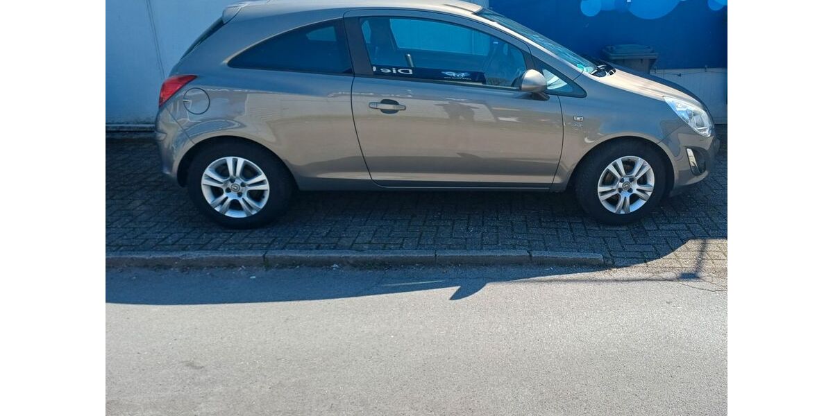 Opel Corsa 158.000 km 2.800 &euro; Wuppertal 42115