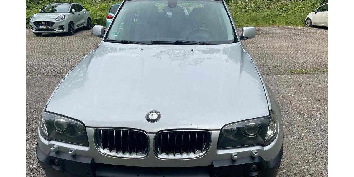 BMW X3 350.000 km 4.000 &euro; Wuppertal 42113