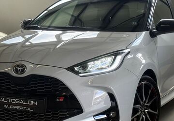 Toyota Yaris 46.097 km 21.980 &euro; Wuppertal 42349