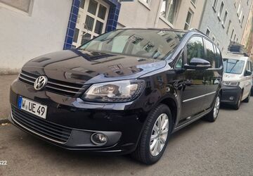 VW Touran 166.670 km 9.490 &euro; Wuppertal 42283