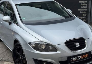 Seat Leon 146.562 km 4.499 &euro; Wuppertal 42117