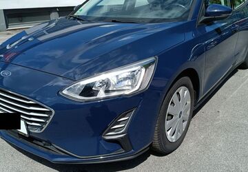 Ford Focus 83.000 km 8.999 &euro; Wuppertal 42281