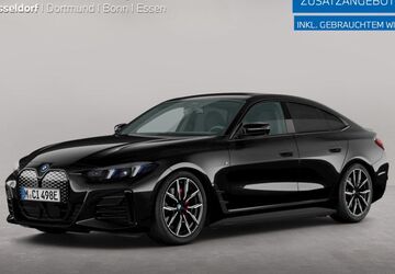 BMW i4 32.907 km 53.999 &euro; Düsseldorf 40237