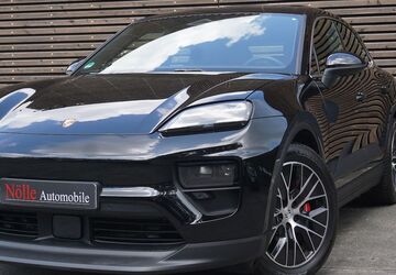 Porsche Macan 7.998 km 89.800 &euro; Wuppertal 42327