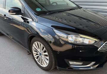 Ford Focus 90.444 km 10.990 &euro; Wuppertal 42285