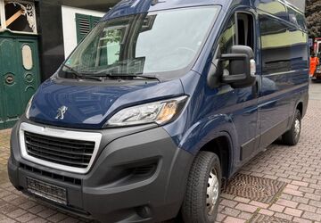 Peugeot Boxer 90.151 km 22.490 &euro; Wuppertal 42285