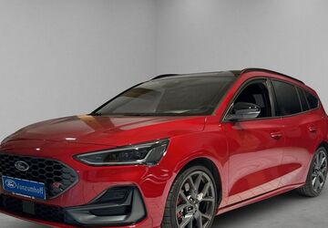 Ford Focus 8.100 km 35.899 &euro; Wuppertal 42117
