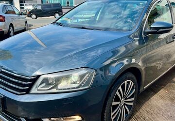 VW Passat 215.000 km 8.499 &euro; Wuppertal 42277