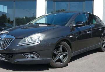 Lancia Delta 202.597 km 1.990 &euro; Bochum 44807
