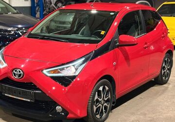 Toyota Aygo (X) 14.800 km 14.290 &euro; Wuppertal 42349