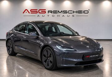Tesla Model 3 16.000 km 42.800 &euro; Remscheid/NRW 42855