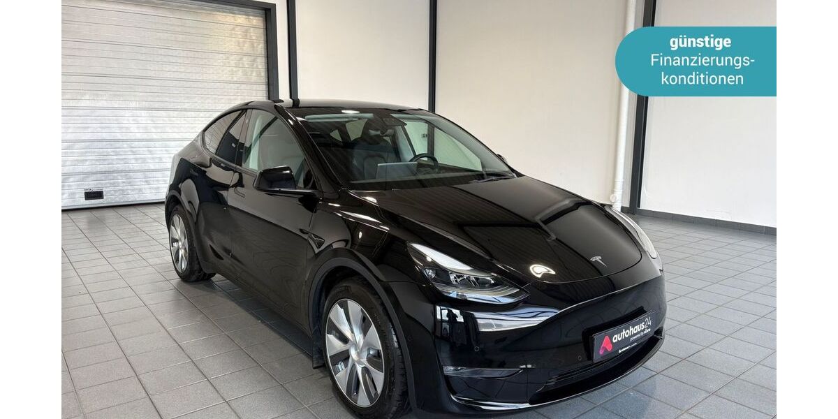 Tesla Model Y 49.824 km 34.190 &euro; Wuppertal 42287