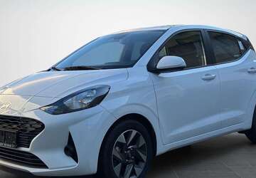 Hyundai i10 8.350 km 16.590 &euro; WUPPERTAL ( BARMEN ) 42281