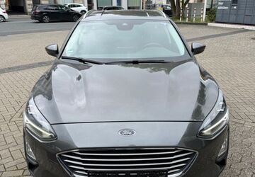 Ford Focus 83.572 km 10.500 &euro; Wuppertal 42107