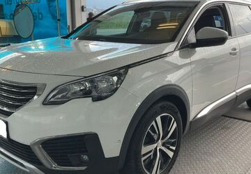 Peugeot 5008 103.884 km 17.497 &euro; Wuppertal 42327